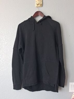 Pull&Bear Black Skirt-Style Pullover Sweatshirt